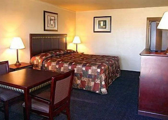Rodeway Inn