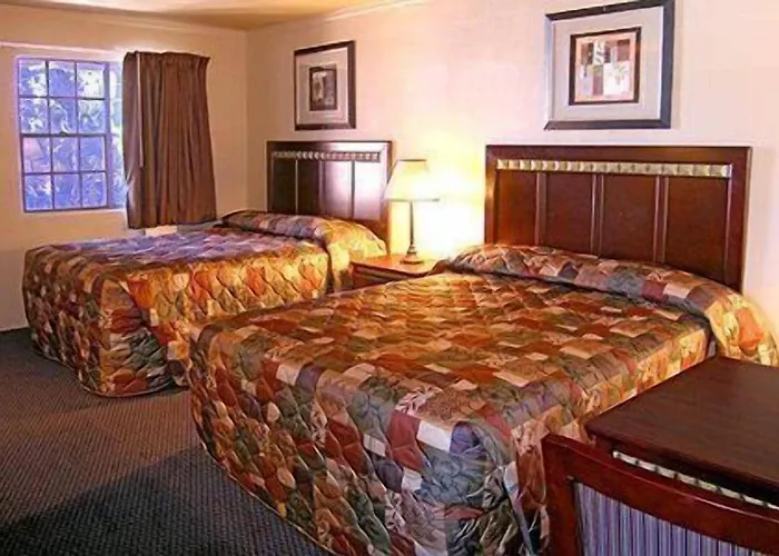 Rodeway Inn